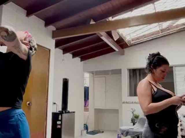 MarcellaGriffin webcam