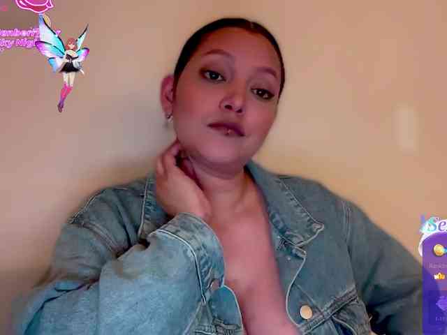 MarcellaGriffin webcam