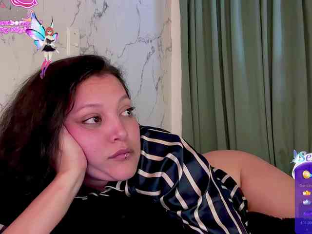 MarcellaGriffin webcam