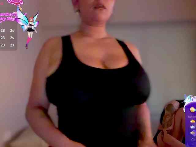 MarcellaGriffin webcam