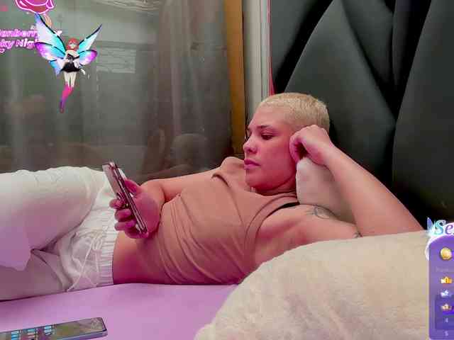 MarcellaGriffin webcam