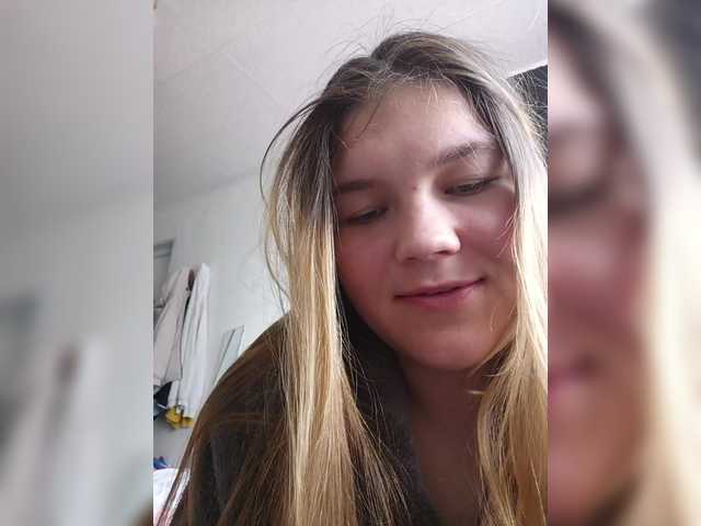 Mariicka's BongaCams show and profile