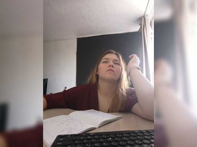 maybebaybychmok live cam preview