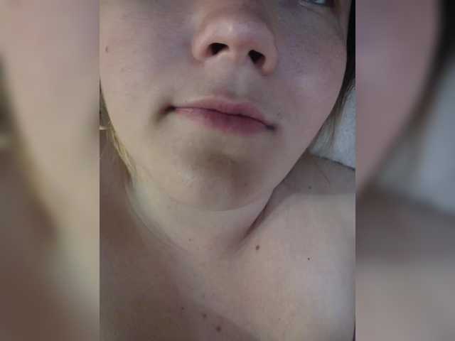 Mariicka's BongaCams show and profile