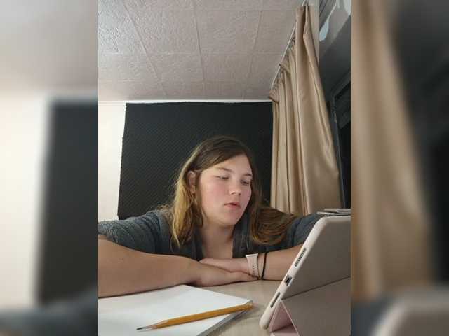 maybebaybychmok live cam preview