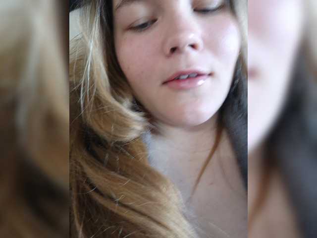 Mariicka's BongaCams show and profile