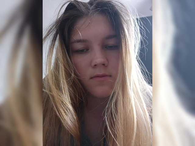 Mariicka's BongaCams show and profile