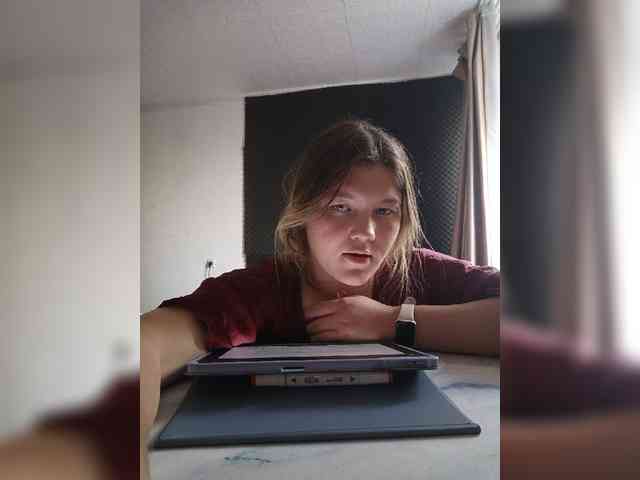 Mariicka Live Webcam on BongaCams
