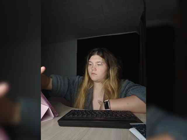 maybebaybychmok webcam