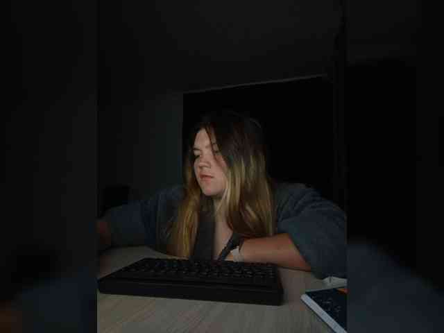 maybebaybychmok webcam