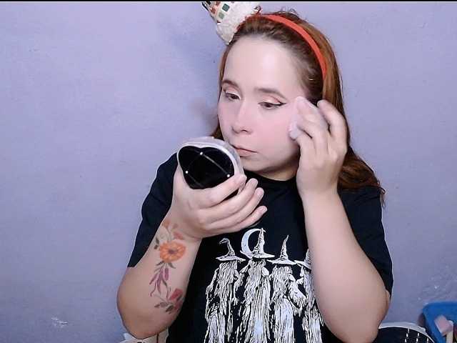 Maxlayla live cam on BongaCams