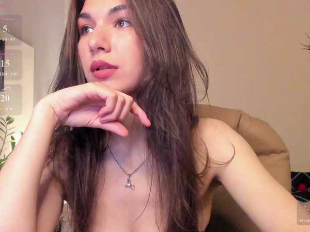 MonikaBa live cam on BongaCams
