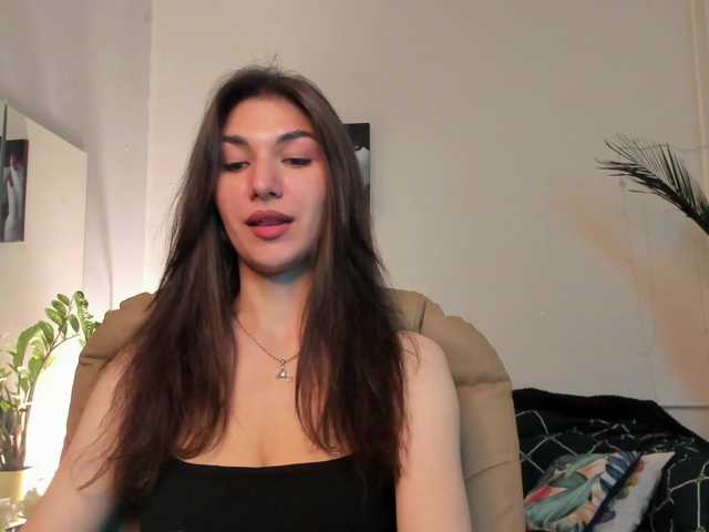 MonikaBa live cam on BongaCams