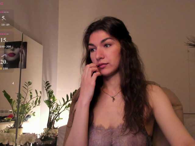 MonikaBa live cam on BongaCams