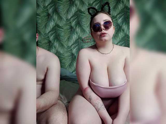 Red-rooms live cam on BongaCams
