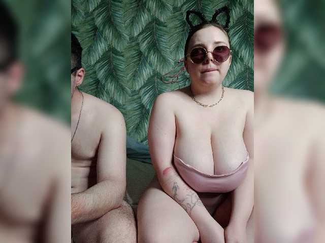 Red-rooms live cam on BongaCams