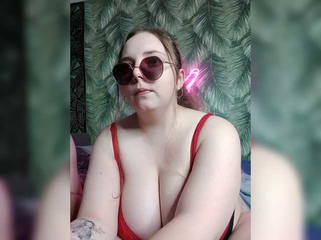 Red-rooms live cam on BongaCams