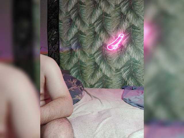 Live трансляция Red-rooms - Runet.cam