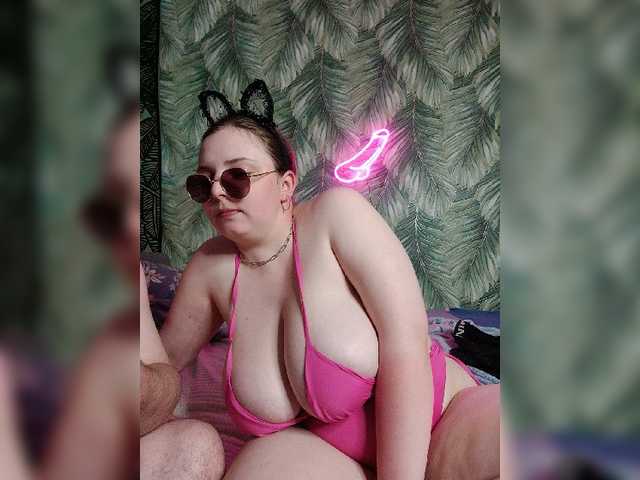 Red-rooms live cam on BongaCams