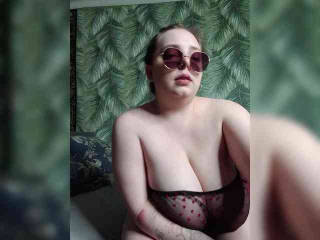 Red-rooms webcam