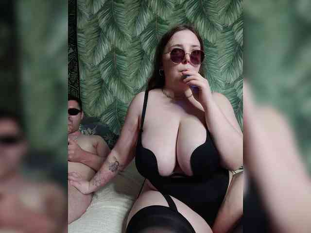 Red-rooms webcam