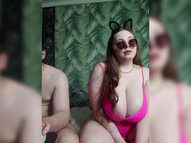 Red-rooms webcam