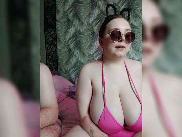 Red-rooms webcam