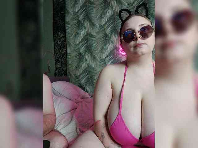 Red-rooms webcam