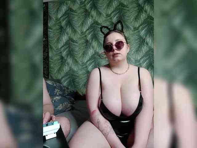Red-rooms webcam