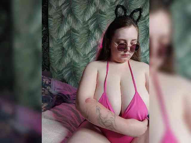 Red-rooms webcam