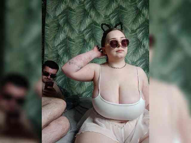 Red-rooms webcam