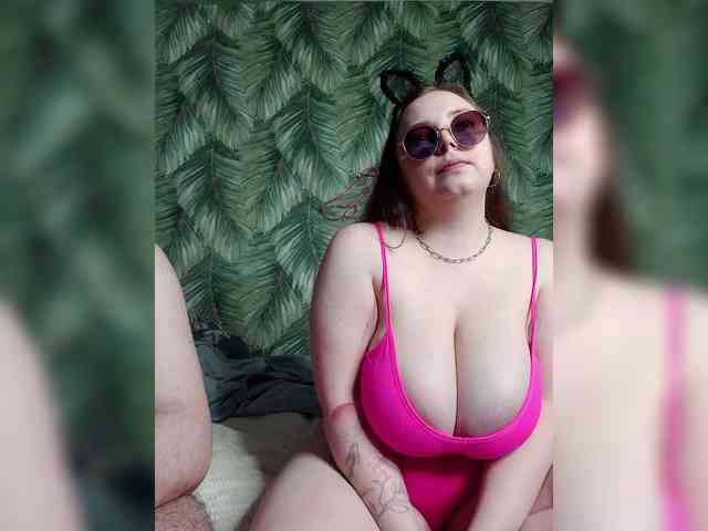 Red-rooms webcam