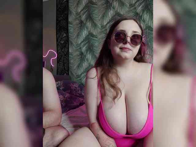 Red-rooms webcam