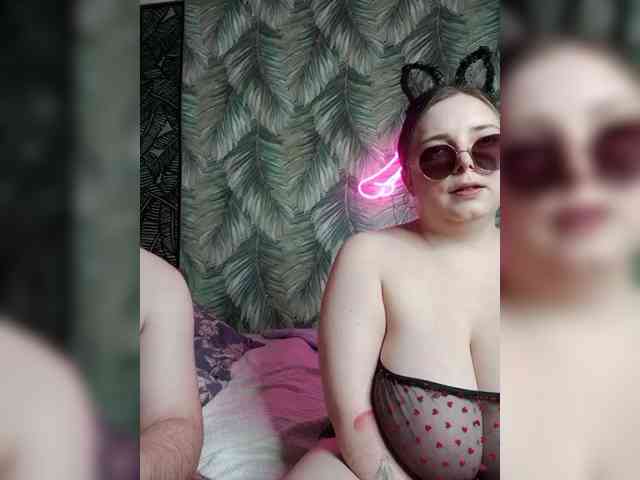 Red-rooms webcam