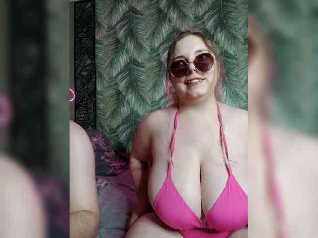 Model: Red-rooms