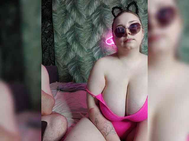 Red-rooms webcam