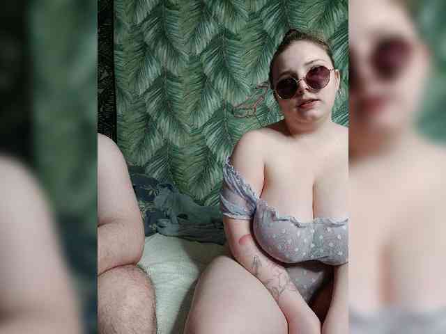 Red-rooms webcam