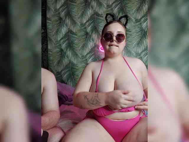 Red-rooms webcam