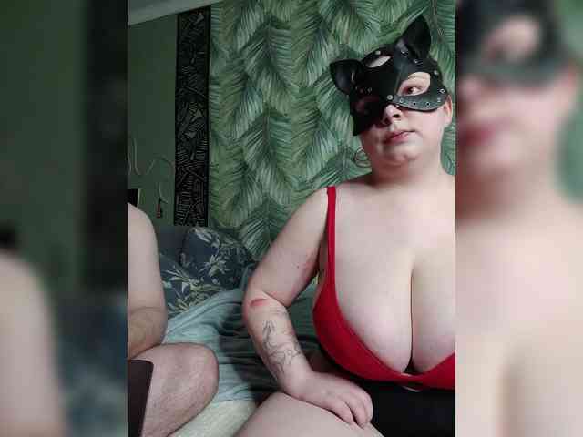 Red-rooms webcam