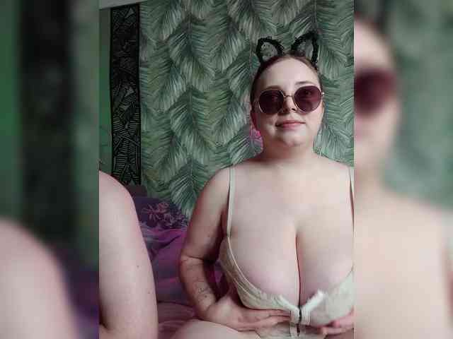Model: Red-rooms