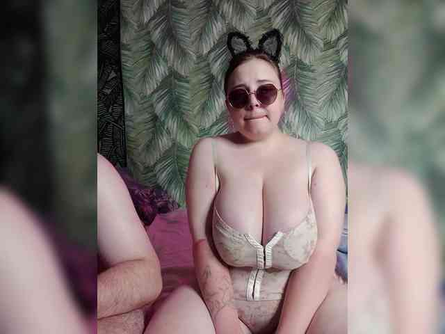 Red-rooms webcam