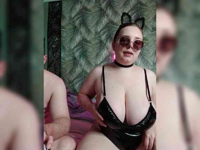 Red-rooms webcam