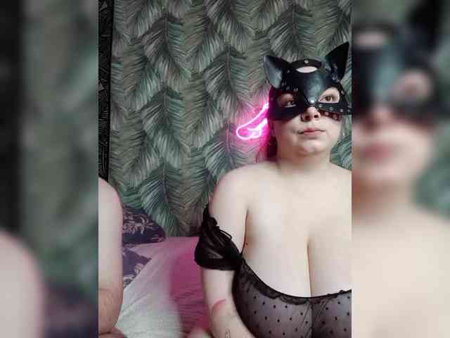 Red-rooms webcam