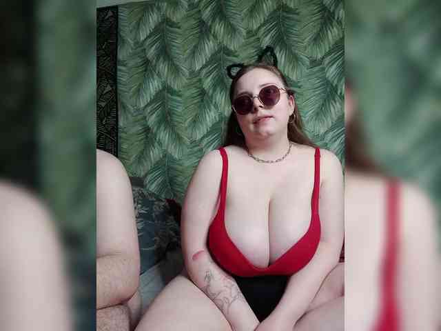 Red-rooms webcam