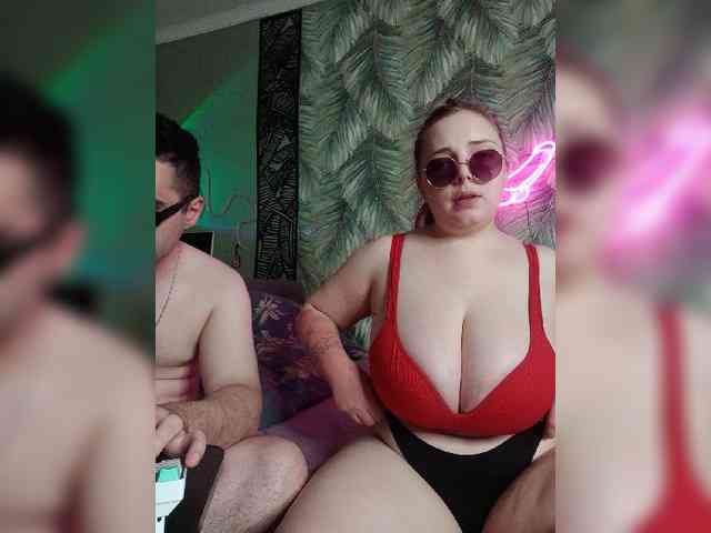 Red-rooms webcam