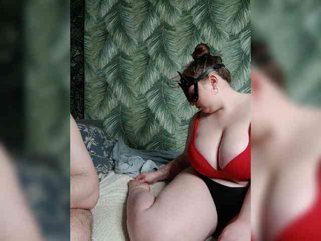 Red-rooms webcam