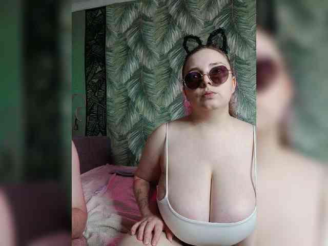 Red-rooms webcam