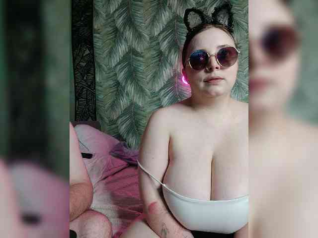 Red-rooms webcam