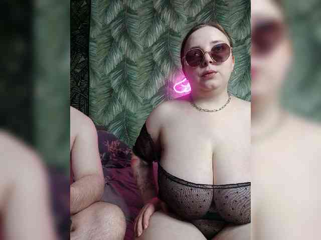 Red-rooms webcam