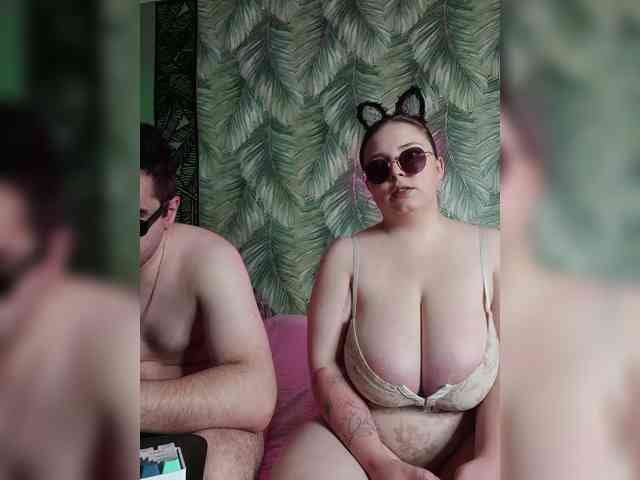 Red-rooms webcam